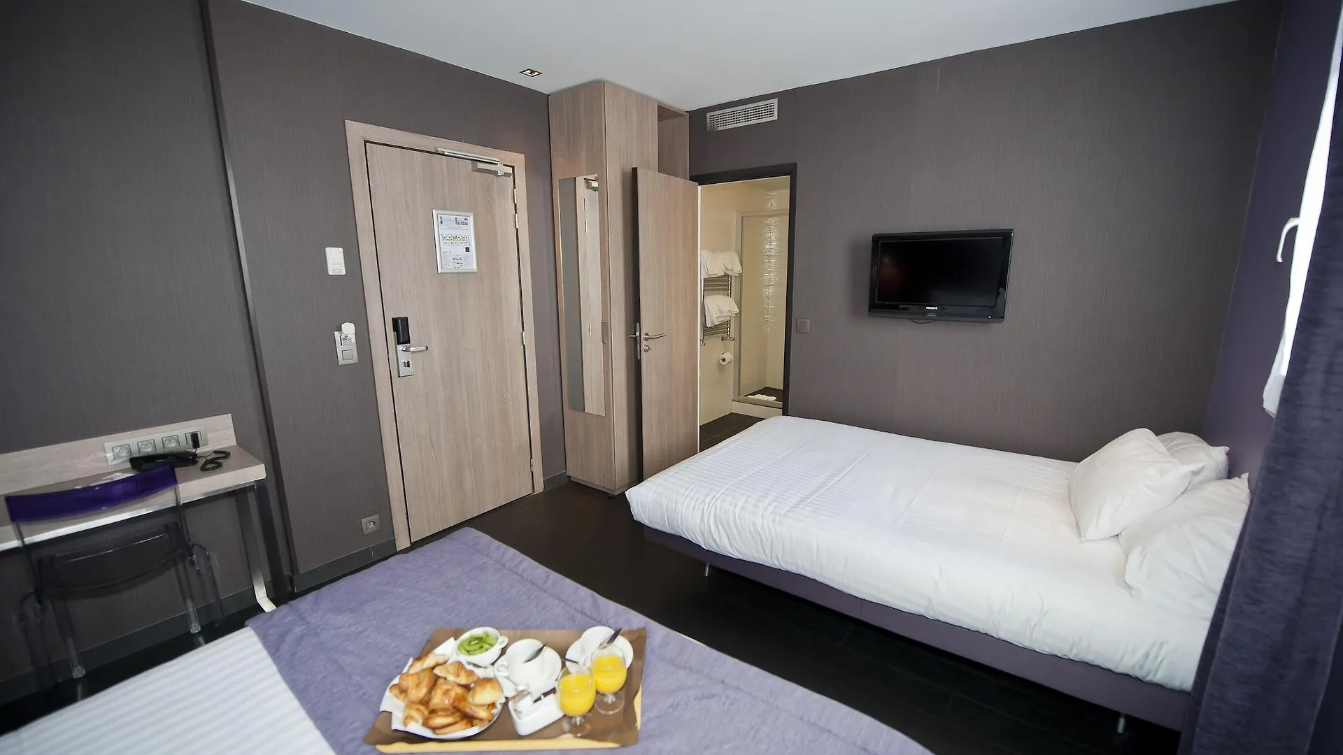 Saint-charles 3* Paris