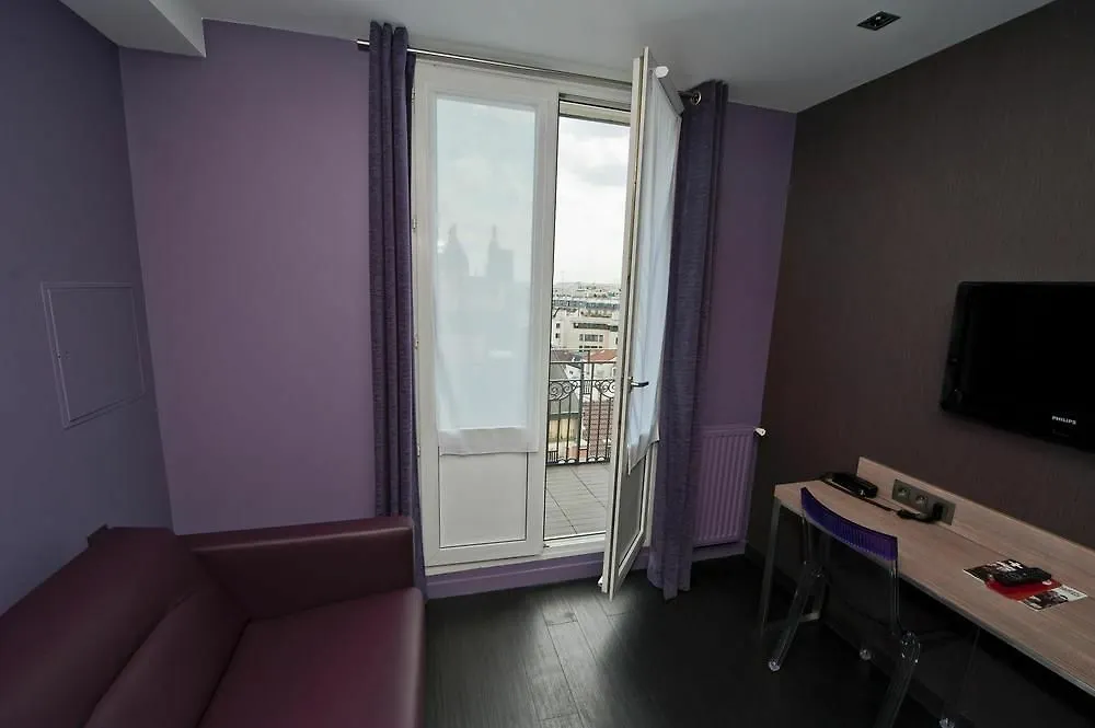 Saint-charles Hotel